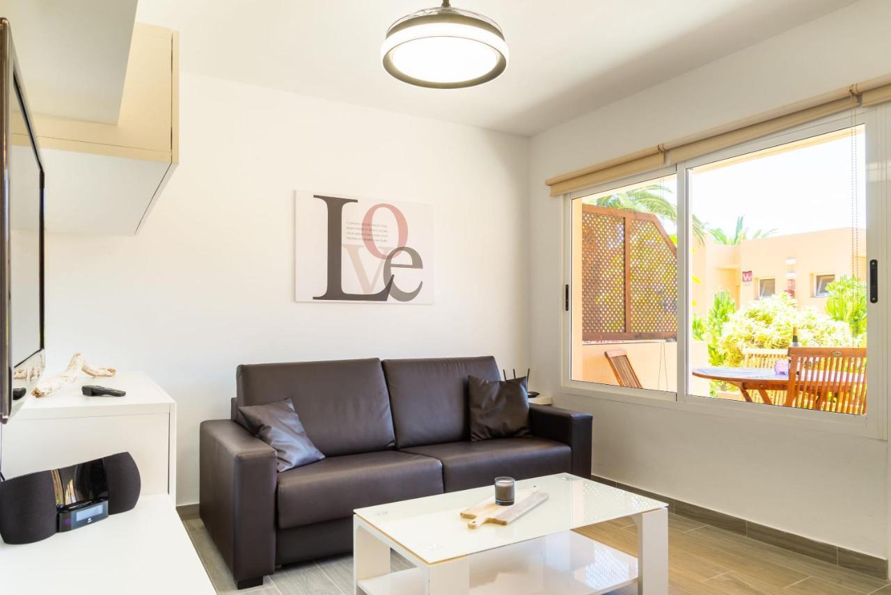 Casa Lucien - Newly Refurbished Apartment With Swimming Pool - Ideal For Couples Κοραλέχο Εξωτερικό φωτογραφία