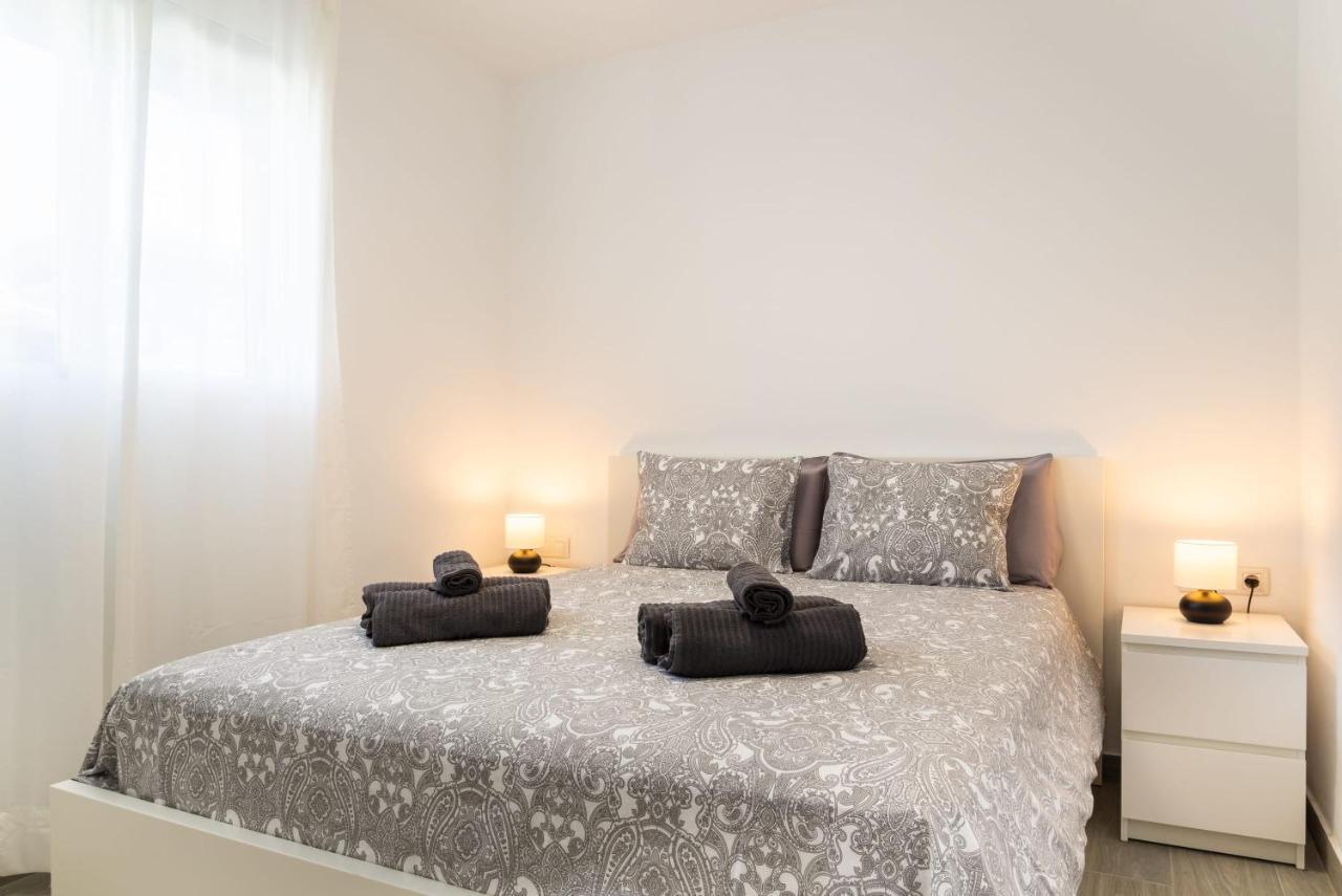 Casa Lucien - Newly Refurbished Apartment With Swimming Pool - Ideal For Couples Κοραλέχο Εξωτερικό φωτογραφία